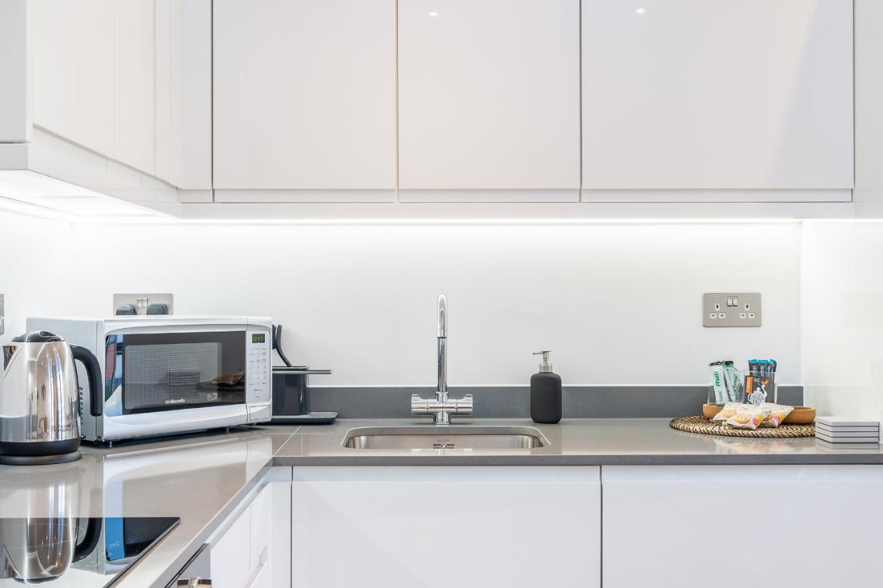 St Albans 2 Bed Luxury City Apartment, 5 Mins Walk To Train & Allocated Parking Esterno foto